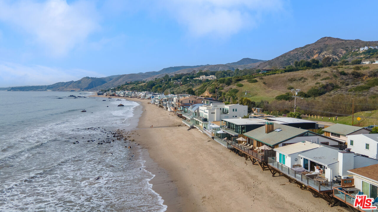 24542 Malibu Road Malibu, CA 90265 - Photo 20 of 21