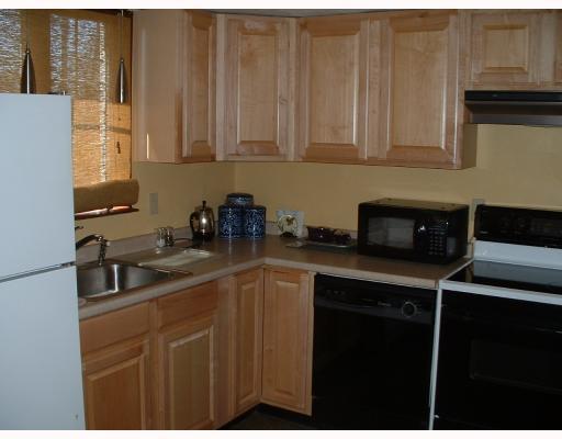 1412 Jefferson Heights Road Pittsburgh, PA 15235 - Photo 8 of 18 Kitchen.