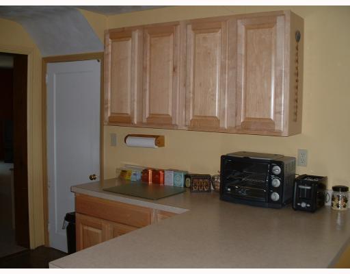 1412 Jefferson Heights Road Pittsburgh, PA 15235 - Photo 9 of 18 Kitchen.