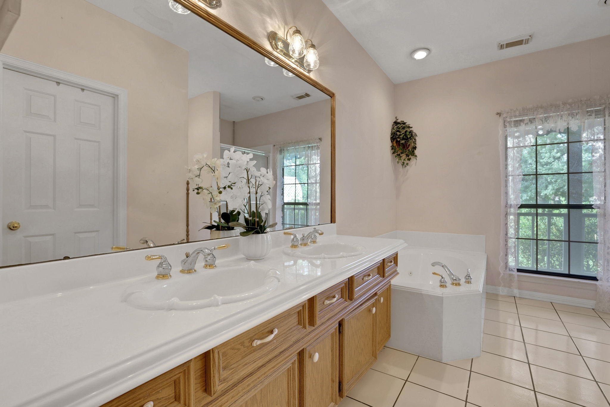 219 Harris Road Highlands, TX 77562 - Photo 38 of 49