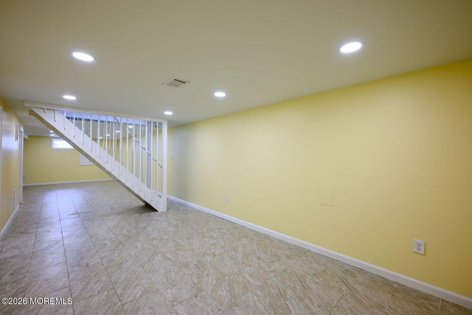 19 Princeton Drive Howell, NJ 07731 - Photo 28 of 36 a view of entryway and hall