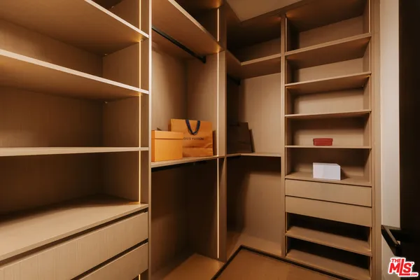 $4,875,000 | 4634 Ethel Avenue, Sherman Oaks, CA 91423