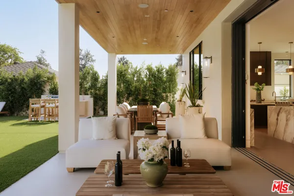 $4,875,000 | 4634 Ethel Avenue, Sherman Oaks, CA 91423