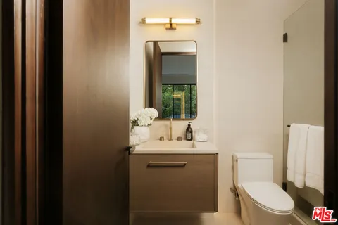 $4,995,000 | 4634 Ethel Avenue, Sherman Oaks, CA 91423