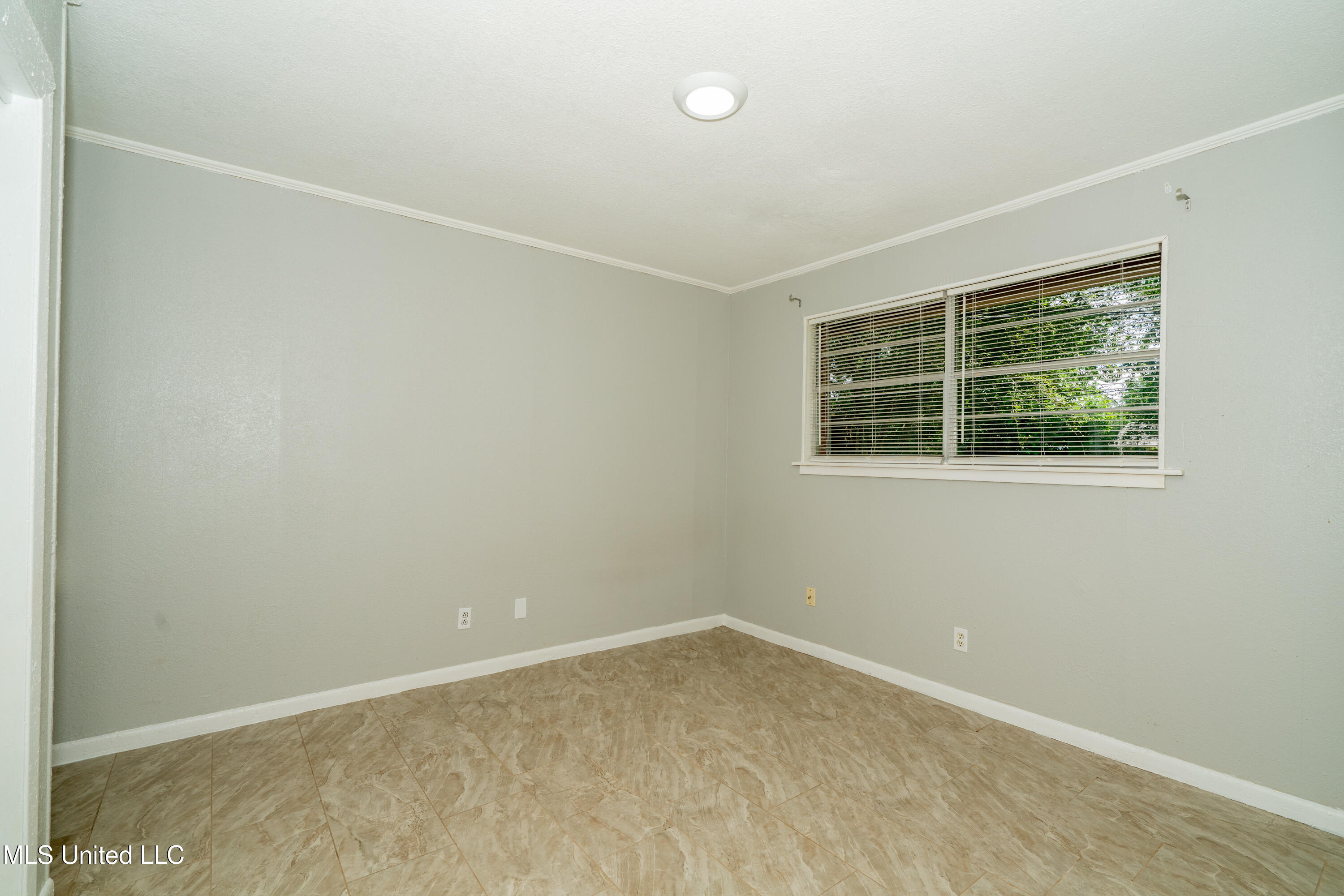 264 Alexander Road Long Beach, MS 39560 - Photo 8 of 9 2 Aladdin Dr-00175