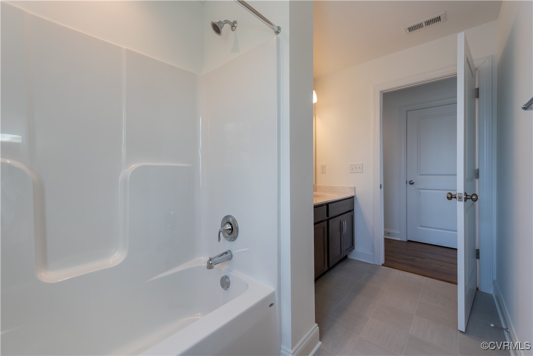 215 Thorncliff Road Ashland, VA 23005 - Photo 12 of 18 MOVE-IN READY NOW!