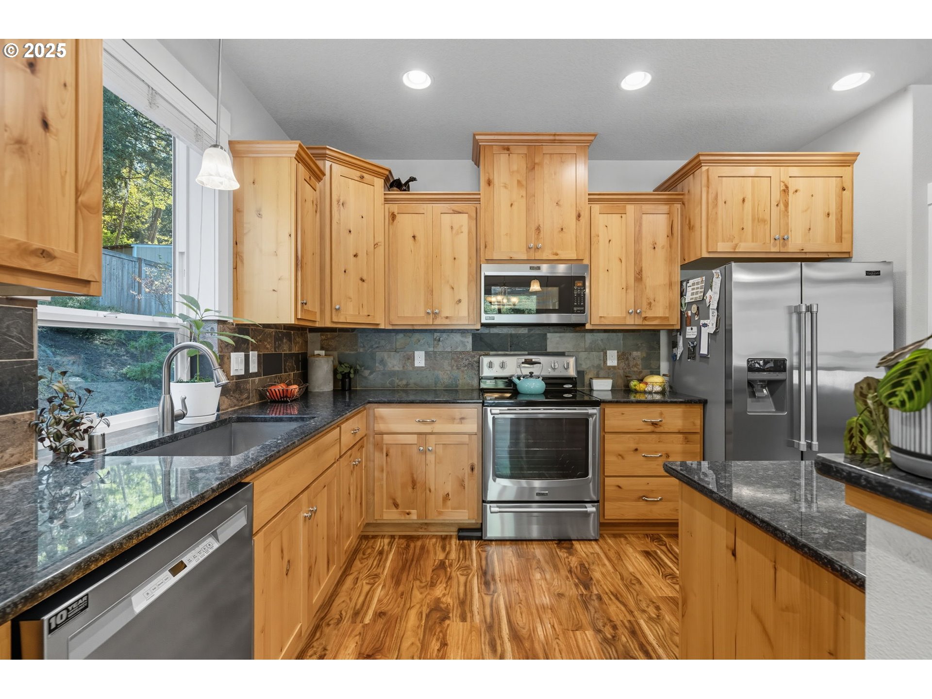 5601 Northeast 276th Avenue Camas, WA 98607 - Photo 12 of 45