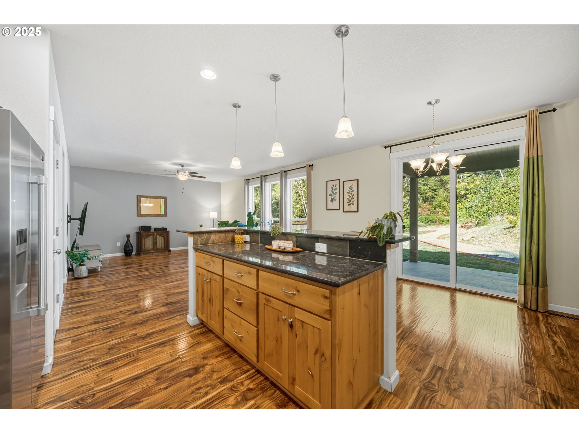 5601 Northeast 276th Avenue Camas, WA 98607 - Photo 15 of 45