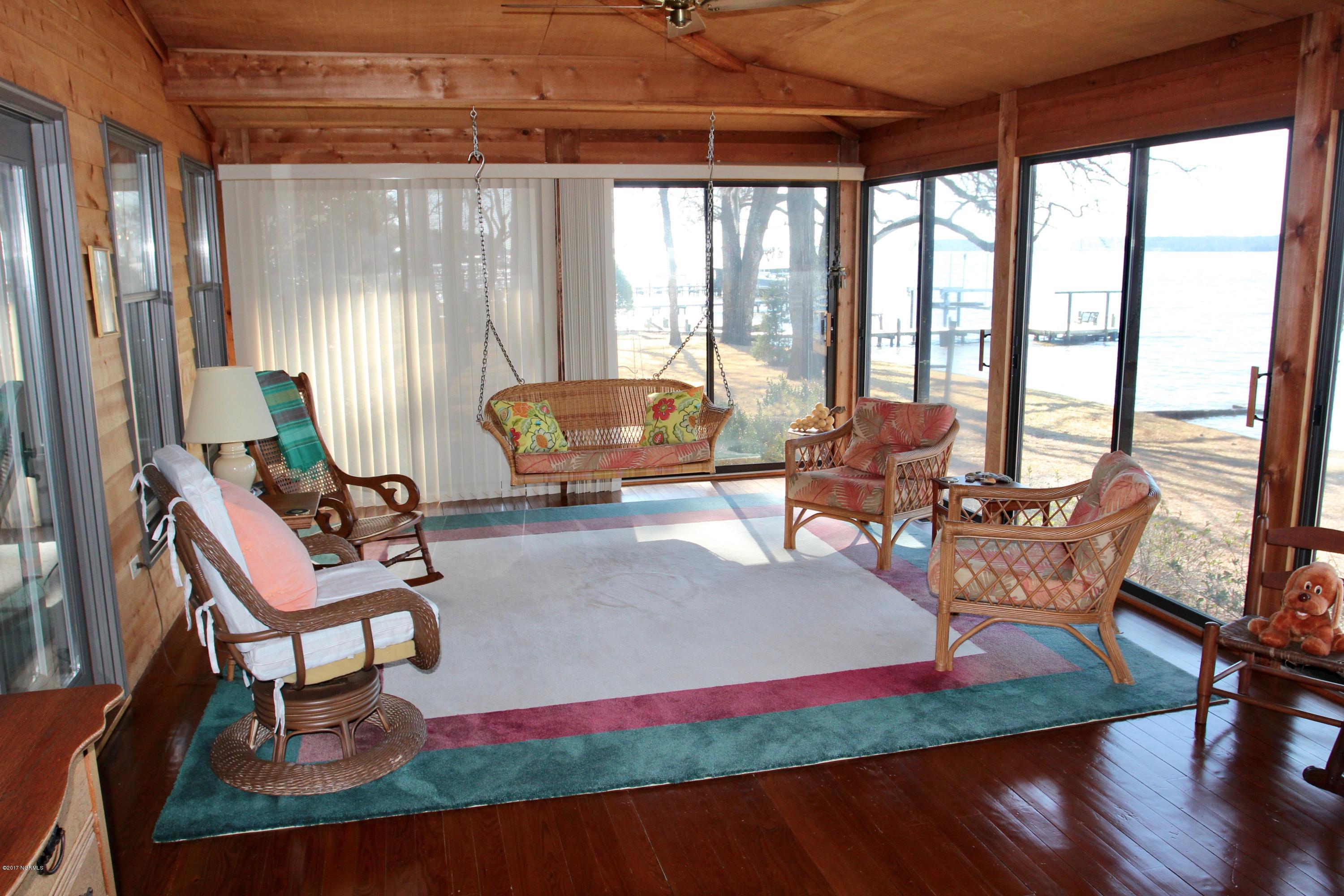 100 Shady Banks Beach Road Washington, NC 27889 - Photo 8 of 46 IMG_0034