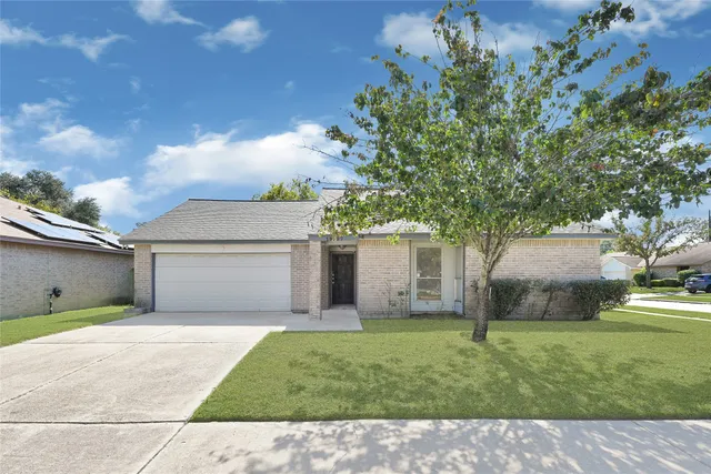 $253,999 | 19327 Cypress Harbor Drive, Katy, TX 77449