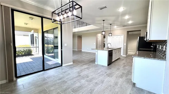 $4,500 | 19641 The Pl Boulevard, Estero, FL 33928