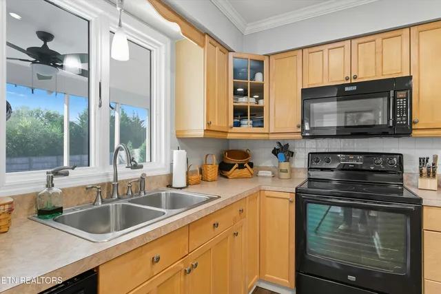 $618,900 | 12636 Pony Express Drive, Farragut, TN 37934