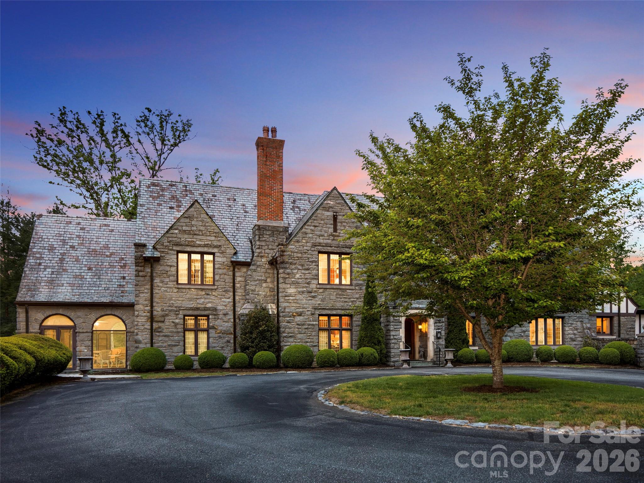 436 Vanderbilt Road Biltmore Forest, NC 28803 - Photo 2 of 48
