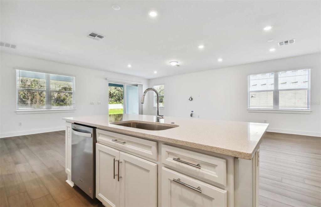 9932 Redwood Rdg Avenue Riverview, FL 33578 - Photo 7 of 37