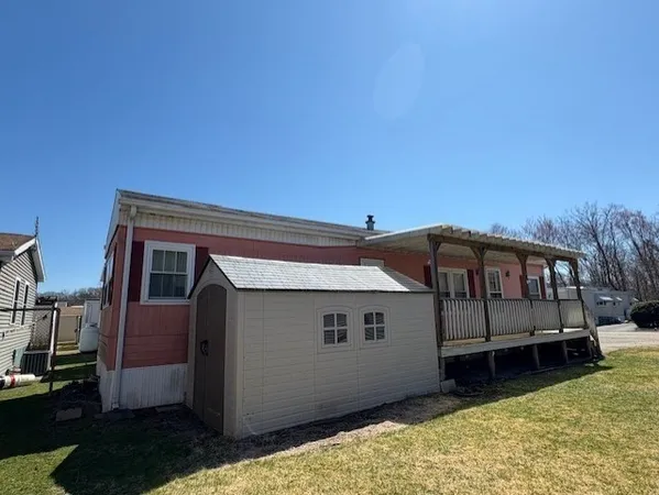 $95,000 | 300 East Washington Street, Unit 11R, North Attleboro, MA 02760