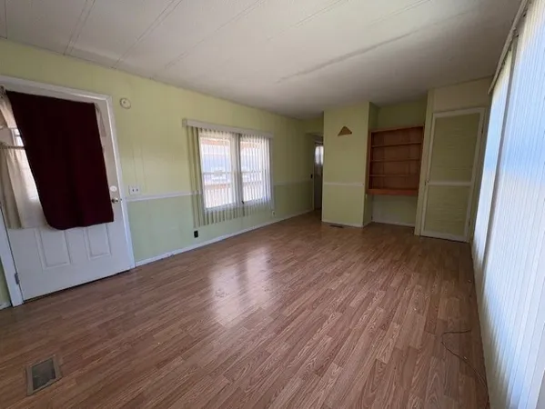 $95,000 | 300 East Washington Street, Unit 11R, North Attleboro, MA 02760