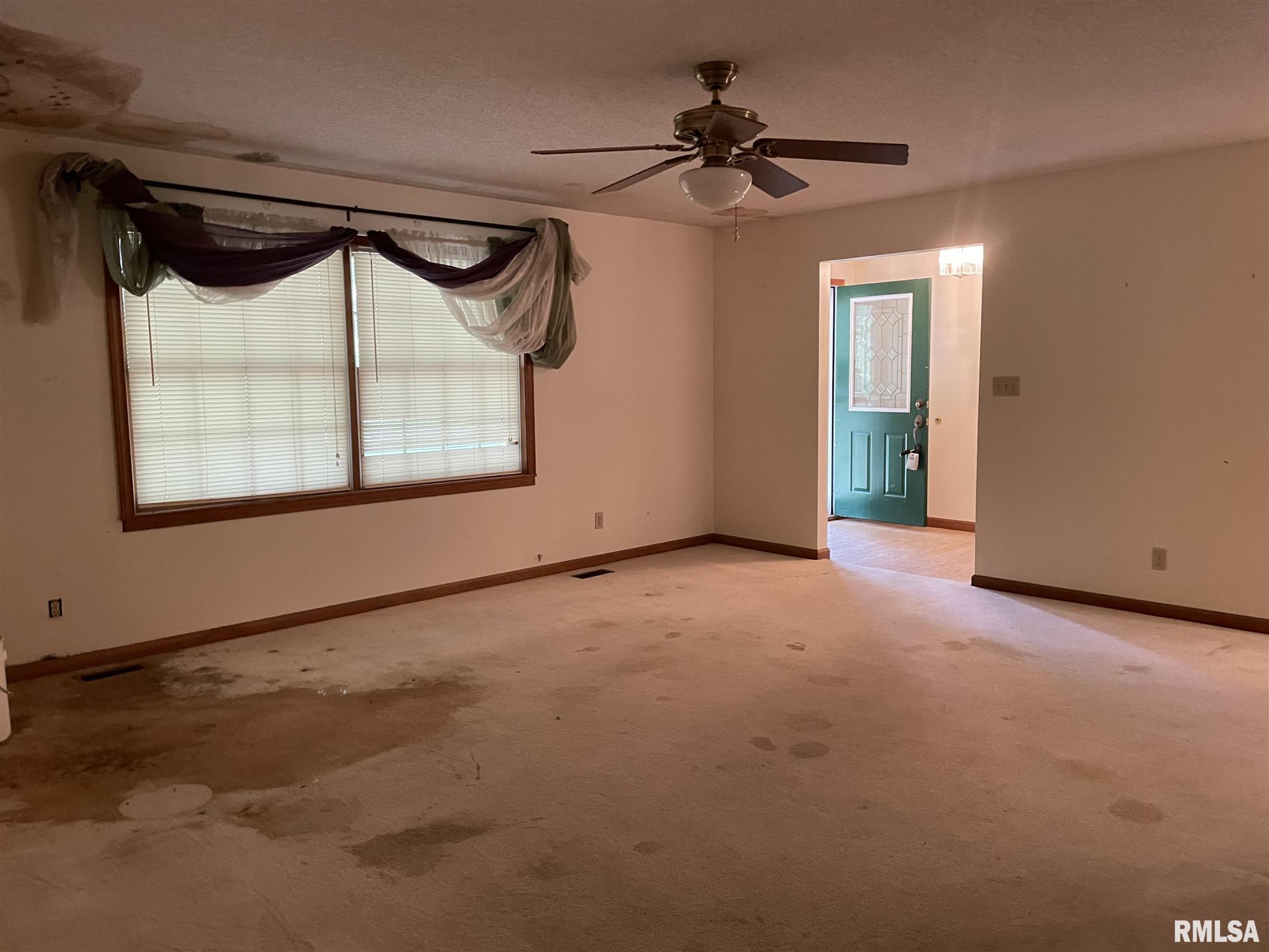 14640 Eastland Road Marion, IL 62959 - Photo 14 of 20 Gallery Image 14