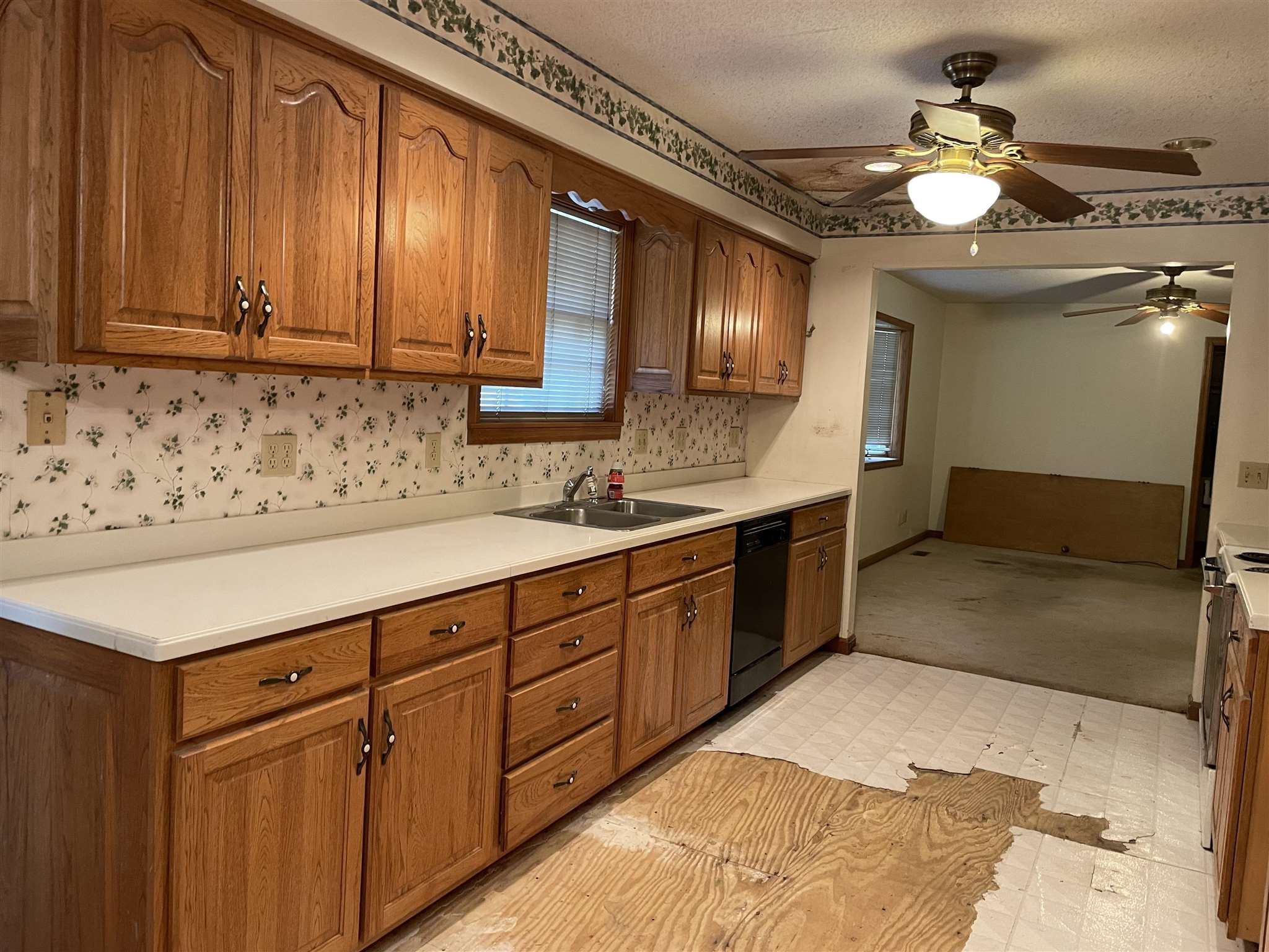14640 Eastland Road Marion, IL 62959 - Photo 15 of 20 Gallery Image 15