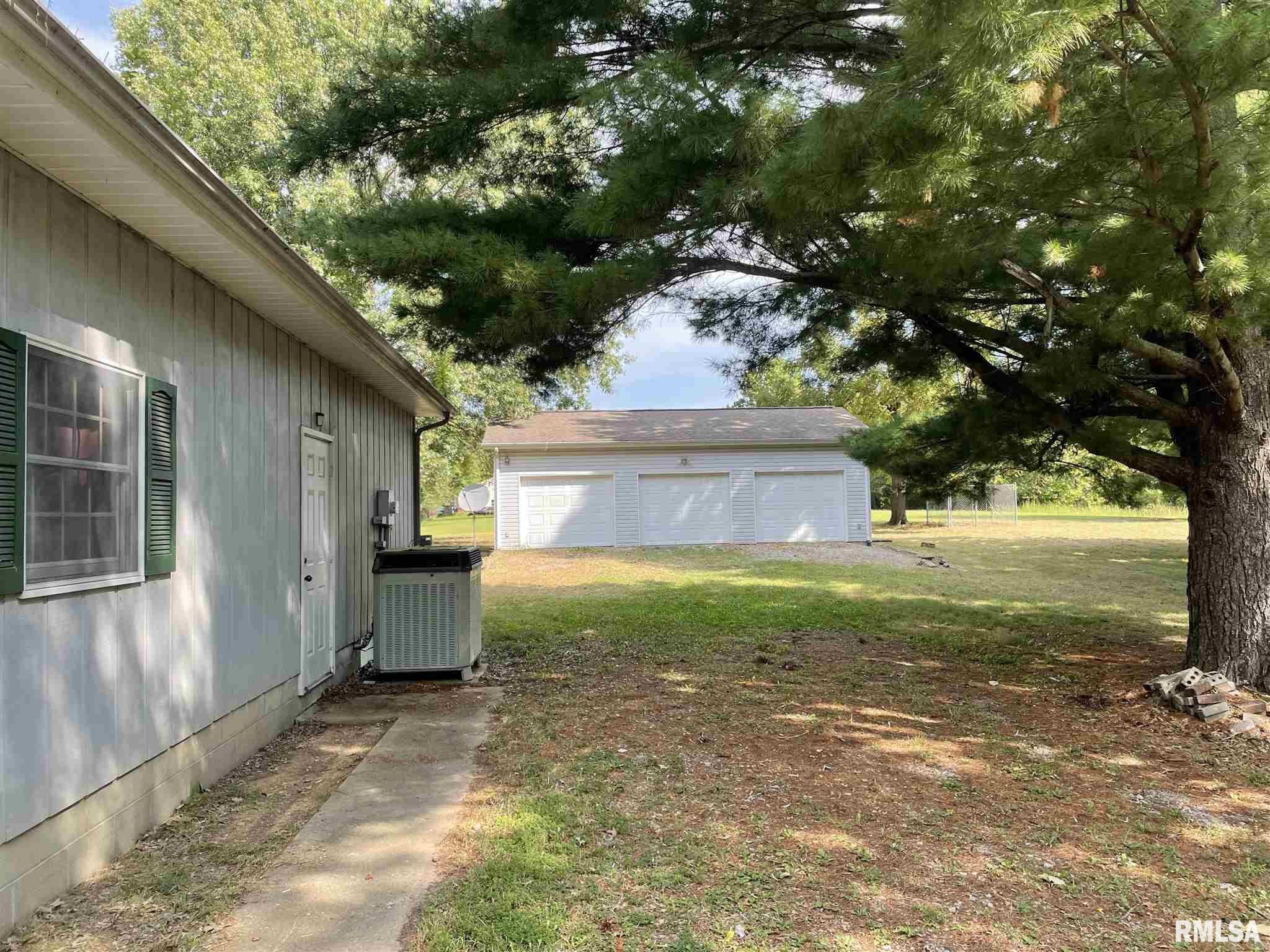 14640 Eastland Road Marion, IL 62959 - Photo 8 of 20 Gallery Image 8