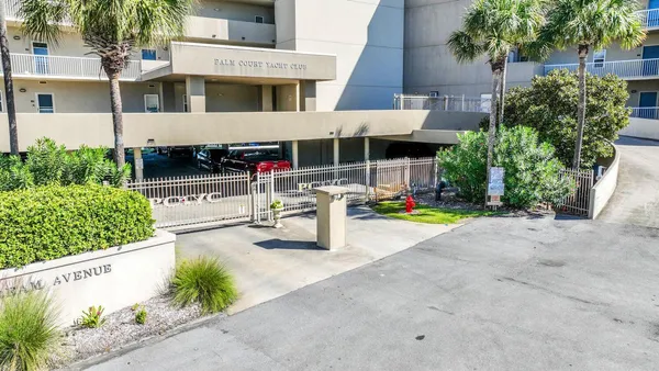 $3,400 | 321 Bream Avenue, Unit 409, Fort Walton Beach, FL 32548