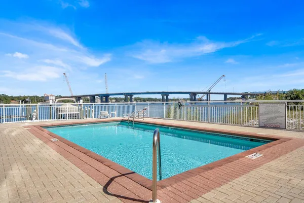 $3,400 | 321 Bream Avenue, Unit 409, Fort Walton Beach, FL 32548