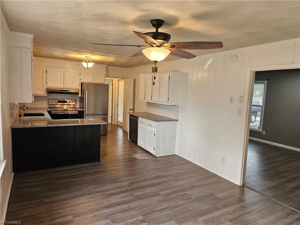 2230 Independence Road Winston-Salem, NC 27106 - Photo 17 of 41