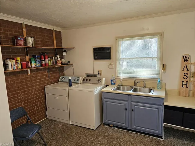 $295,000 | 2230 Independence Road, Winston-Salem, NC 27106