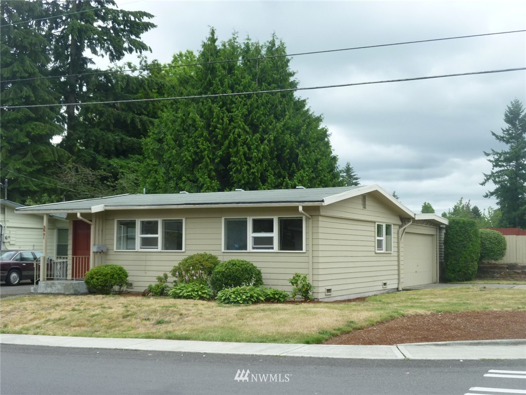 2501 Northeast 9th Street Renton, WA 98056 - Photo 20 of 24