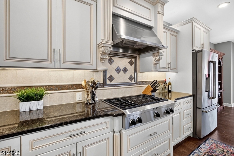 502 Titus Road Lambertville, NJ 08530 - Photo 15 of 49