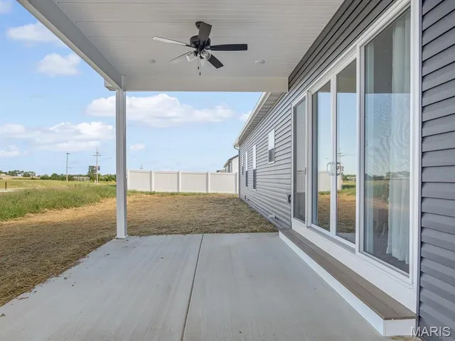 $520,000 | 484 Hayden Drive, Waterloo, IL 62298