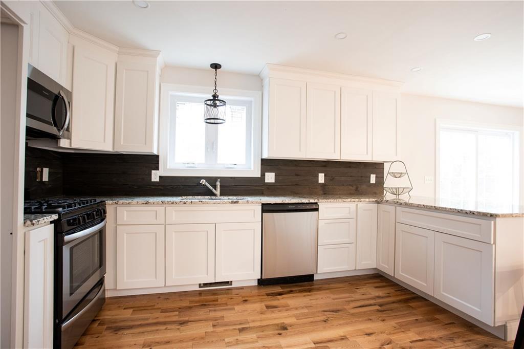 7 Great Pasture Road Cape Neddick, ME 03902 - Photo 7 of 34 Stainless steel appliances bring a...