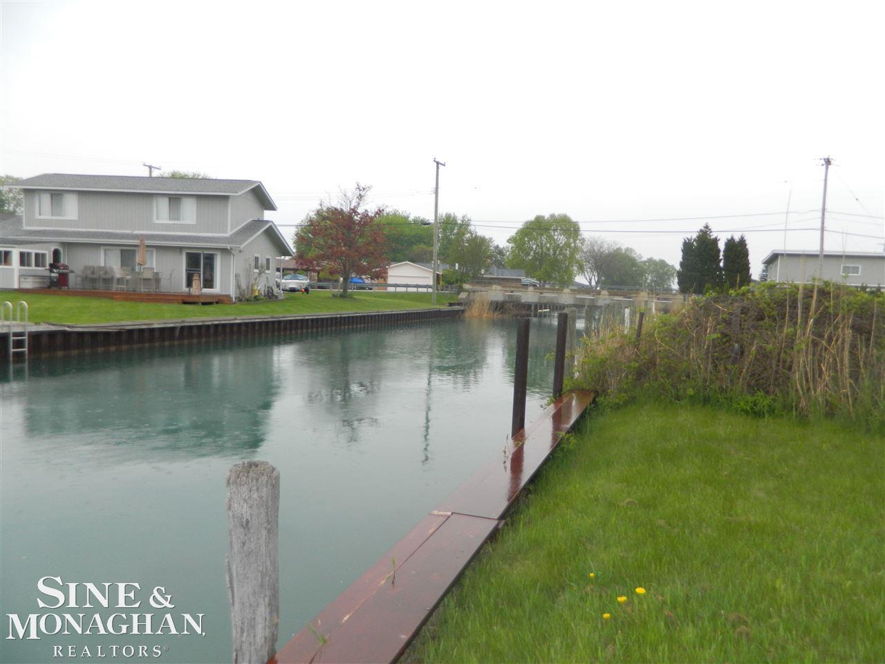 6537 Dyke Road Algonac, MI 48001 - Photo 5 of 8 Gallery Image 5