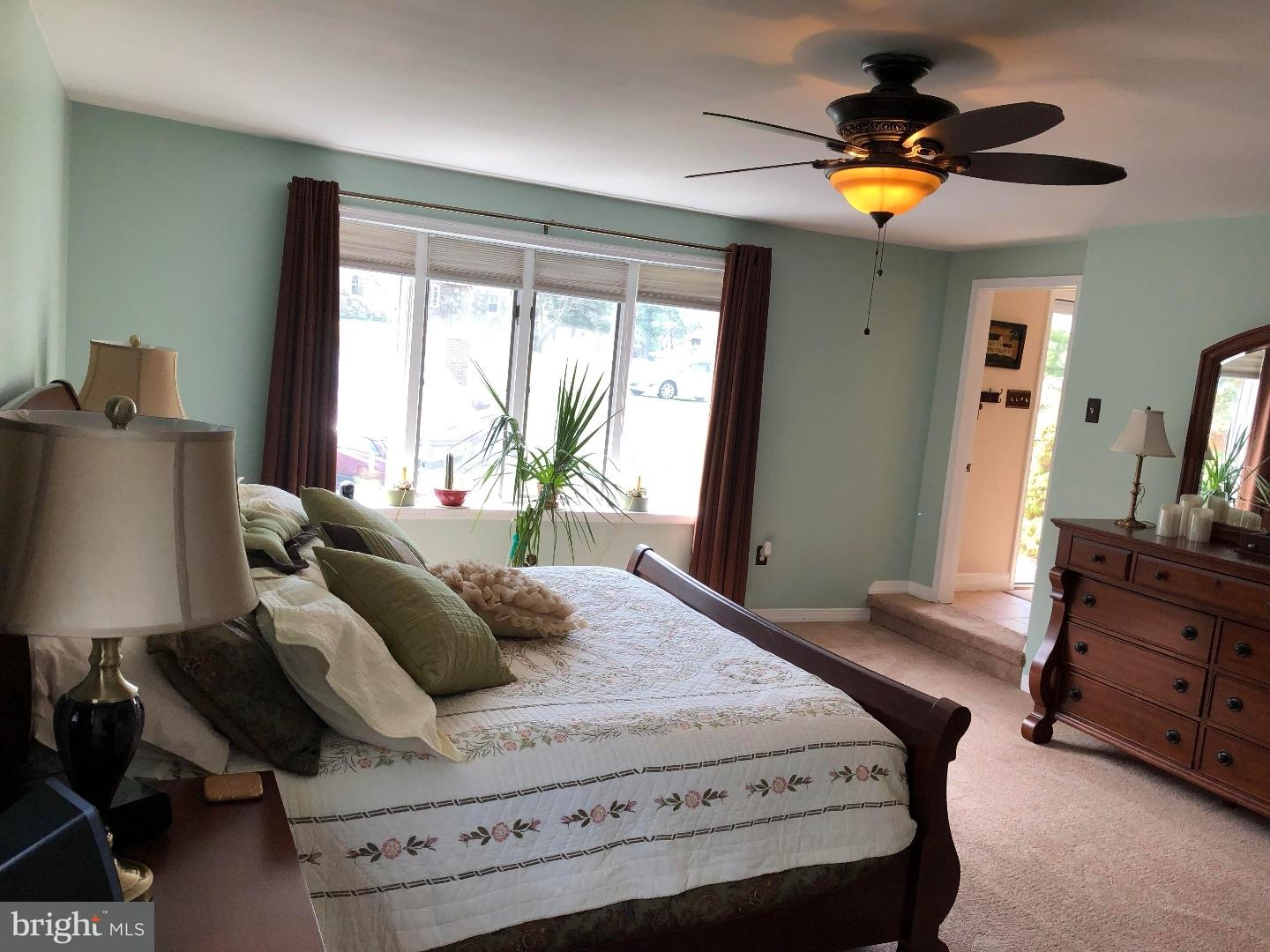 127 Laurel Road Southampton, PA 18966 - Photo 12 of 20 Master Bedroom