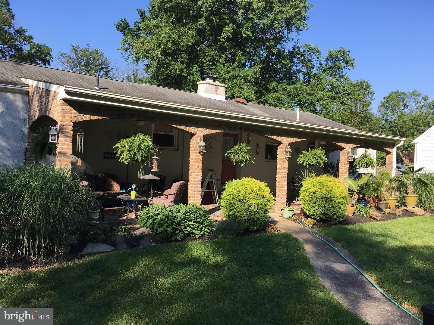 127 Laurel Road Southampton, PA 18966 - Photo 3 of 20 Patio