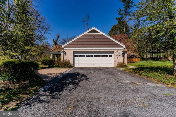 $375,000 | 2301 Valley Road, Harrisburg, PA 17104