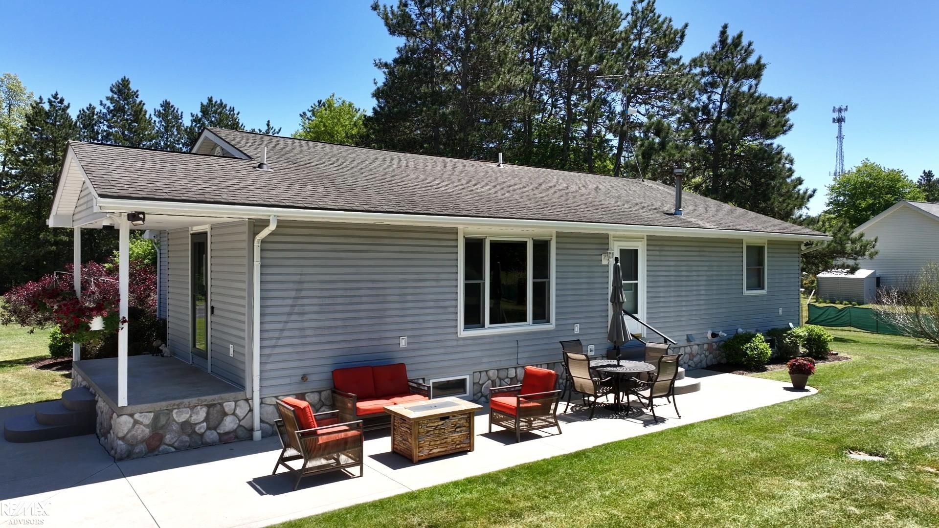 4299 Rabidue Road North Street, MI 48049 - Photo 6 of 86