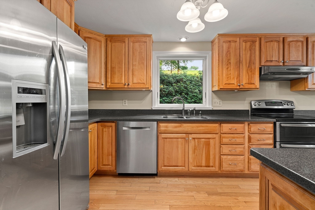 304 Reedy Meadow Road Groton, MA 01450 - Photo 3 of 39 Gallery Image 3