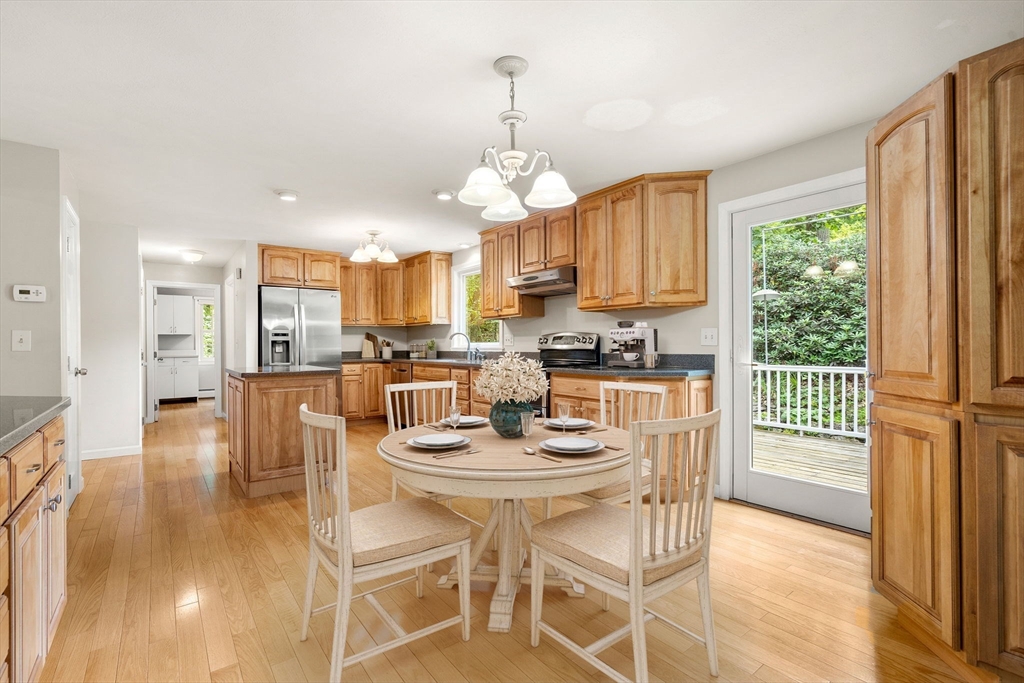 304 Reedy Meadow Road Groton, MA 01450 - Photo 6 of 39 Gallery Image 6