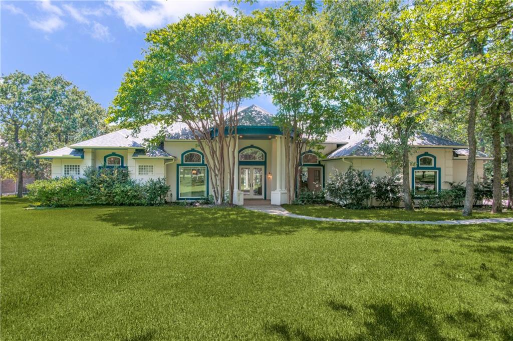 825 Carrie Lane, Lakewood Village, TX 75068 Compass