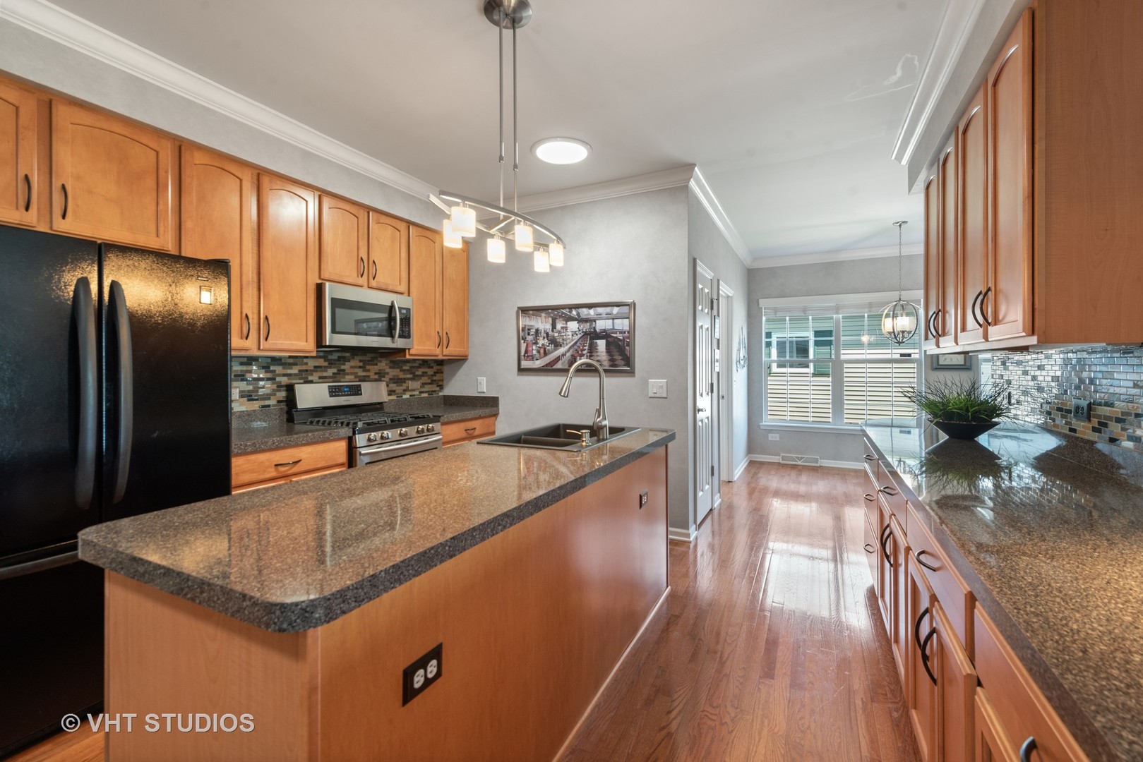 265 Rodeo Drive Grayslake, IL 60030 - Photo 5 of 25 Gallery Image 5