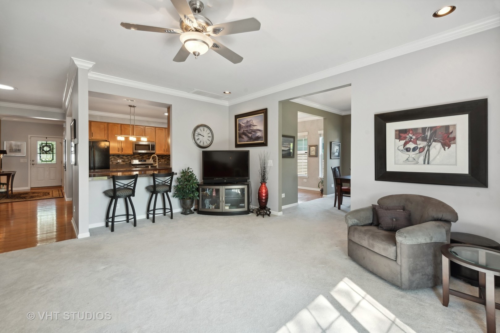 265 Rodeo Drive Grayslake, IL 60030 - Photo 10 of 25 Gallery Image 10