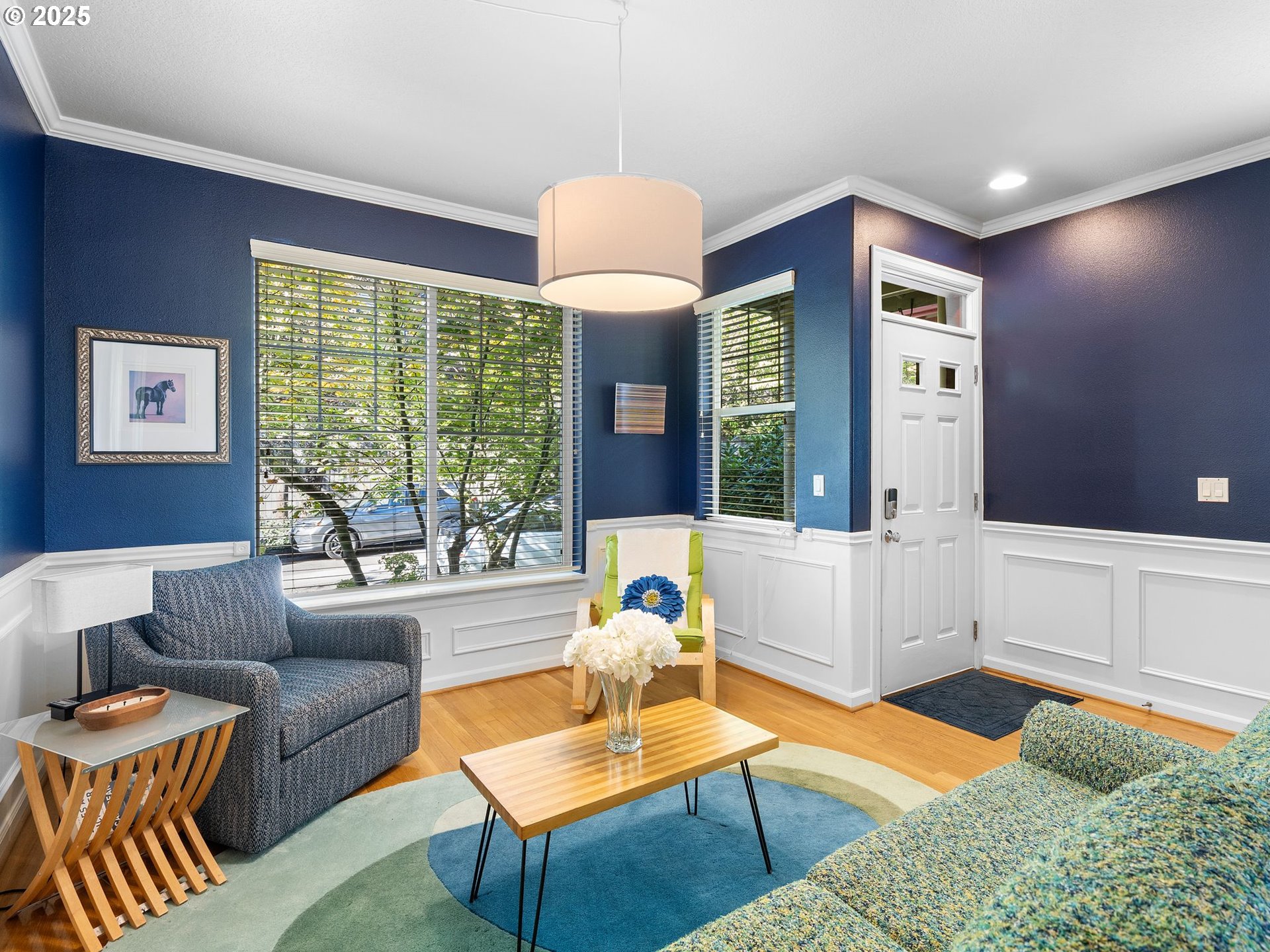 5218 Southwest View Point Terrace Portland, OR 97239 - Photo 5 of 39