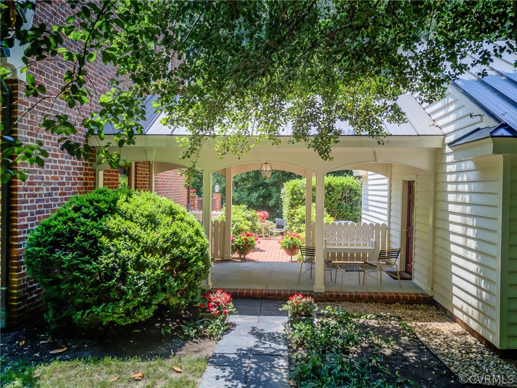 3 Greentree Road Henrico, VA 23229 - Photo 5 of 50 Gallery Image 5