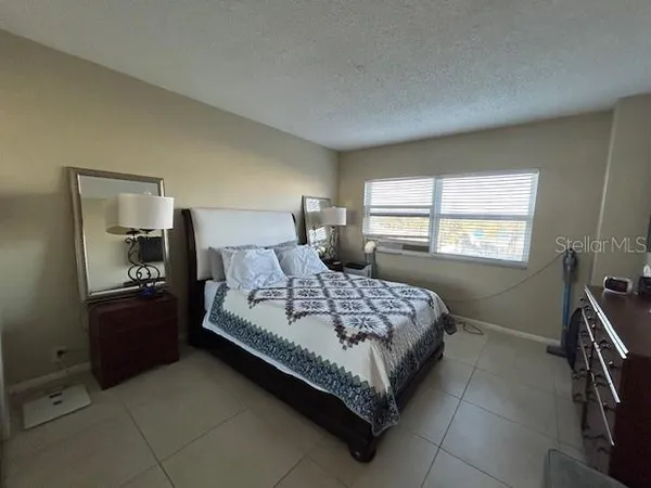 $2,400 | 880 Mandalay Avenue, Unit N204, Clearwater Beach, FL 33767