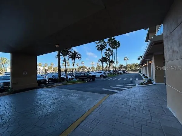 $2,400 | 880 Mandalay Avenue, Unit N204, Clearwater Beach, FL 33767