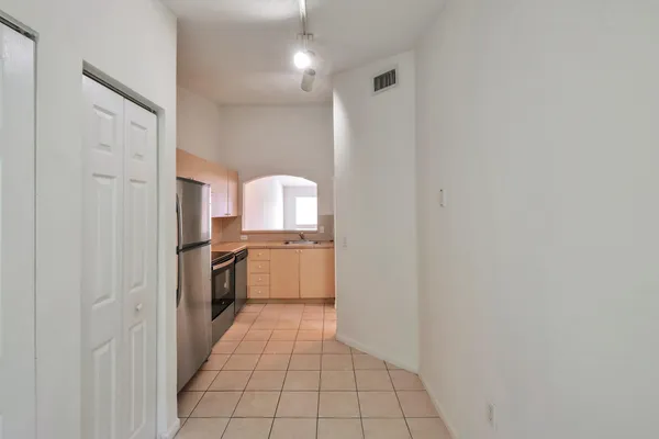 $1,850 | 3504 Briar Bay Boulevard, Unit 205, West Palm Beach, FL 33411