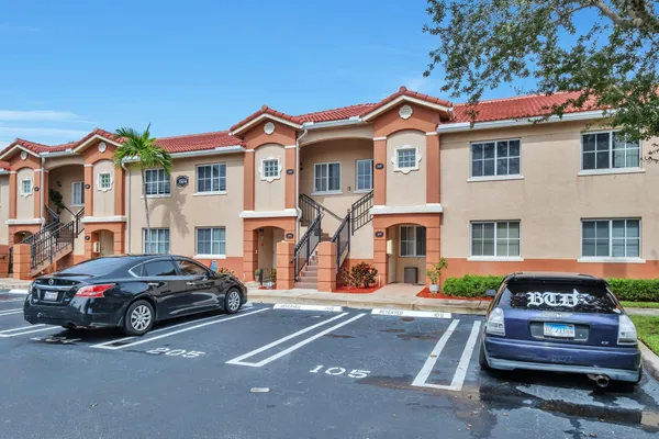 $1,850 | 3504 Briar Bay Boulevard, Unit 205, West Palm Beach, FL 33411