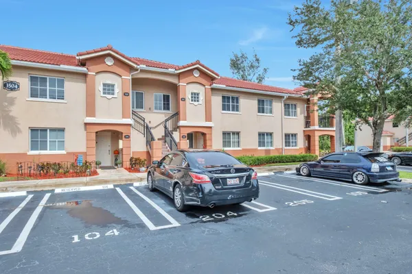 $1,850 | 3504 Briar Bay Boulevard, Unit 205, West Palm Beach, FL 33411