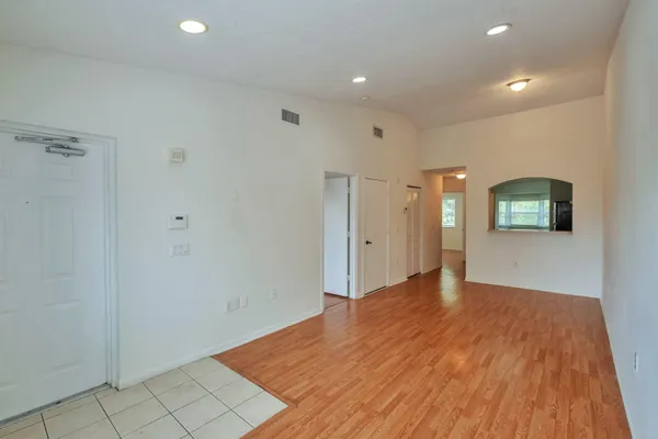 $1,850 | 3504 Briar Bay Boulevard, Unit 205, West Palm Beach, FL 33411