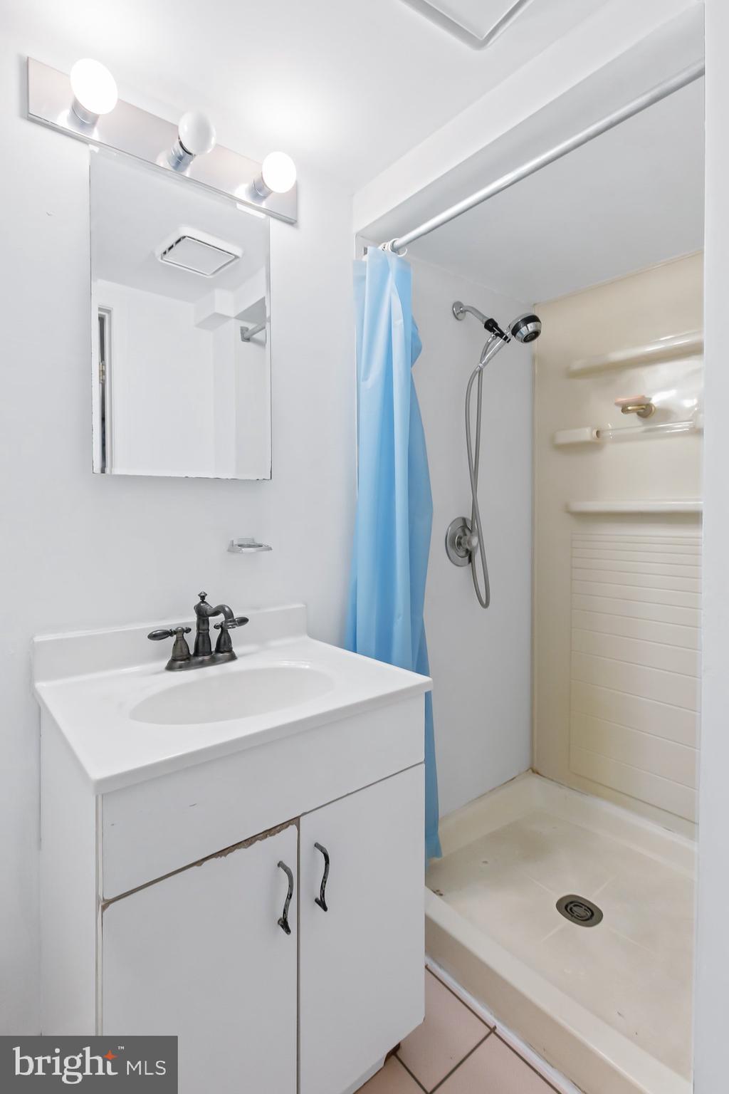 125 West Meadow Road Baltimore, MD 21225 - Photo 28 of 40 Gallery Image 28